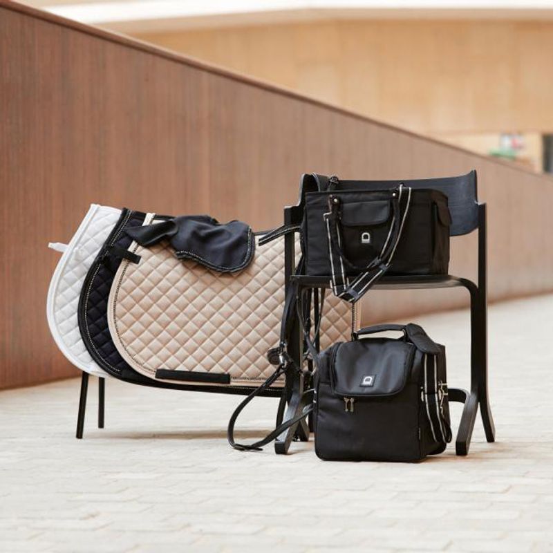 Ryktväska  Equipage Squared Svart